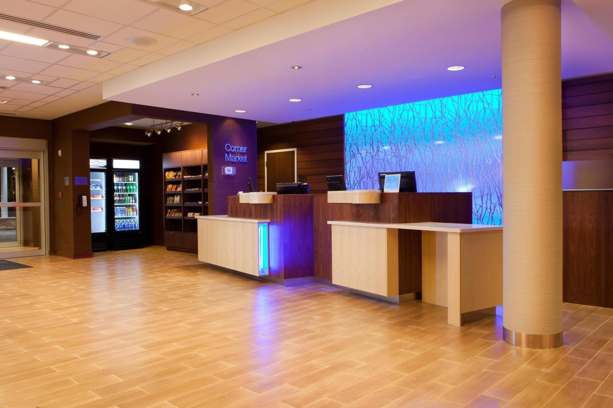 Fairfield Inn & Suites By Marriott Lethbridge Εξωτερικό φωτογραφία